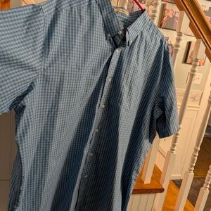 Bundle Of Three Men's 3XL Shirts To for 15dollars